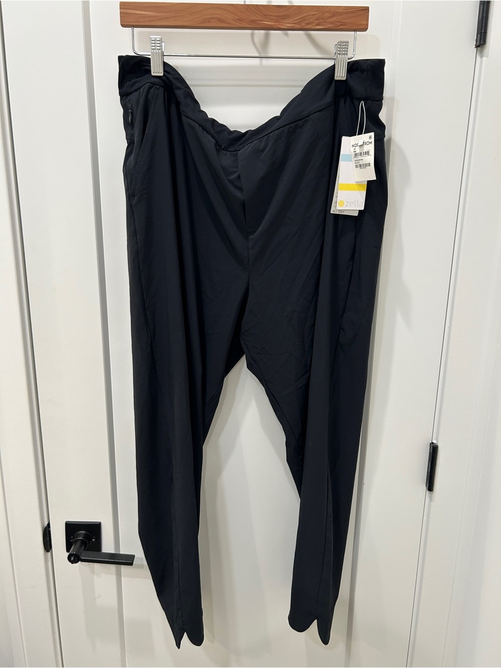 Zella Black Women’s Jogger Pants